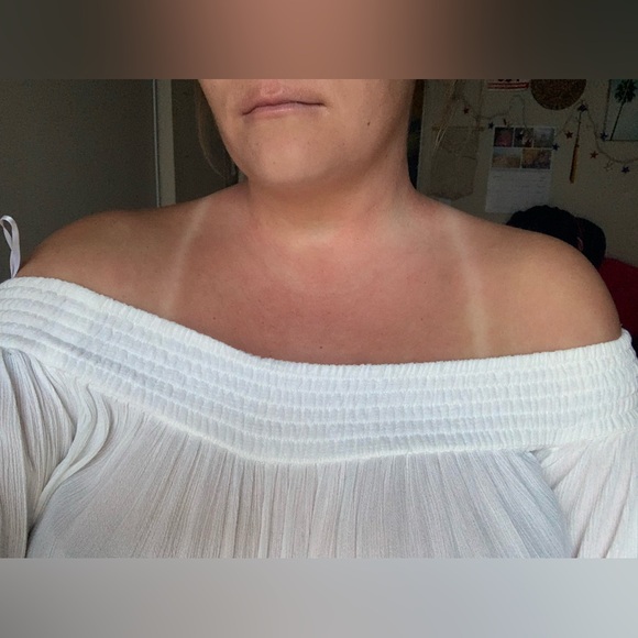 Hollister Long Sleeve Top - Picture 4 of 5